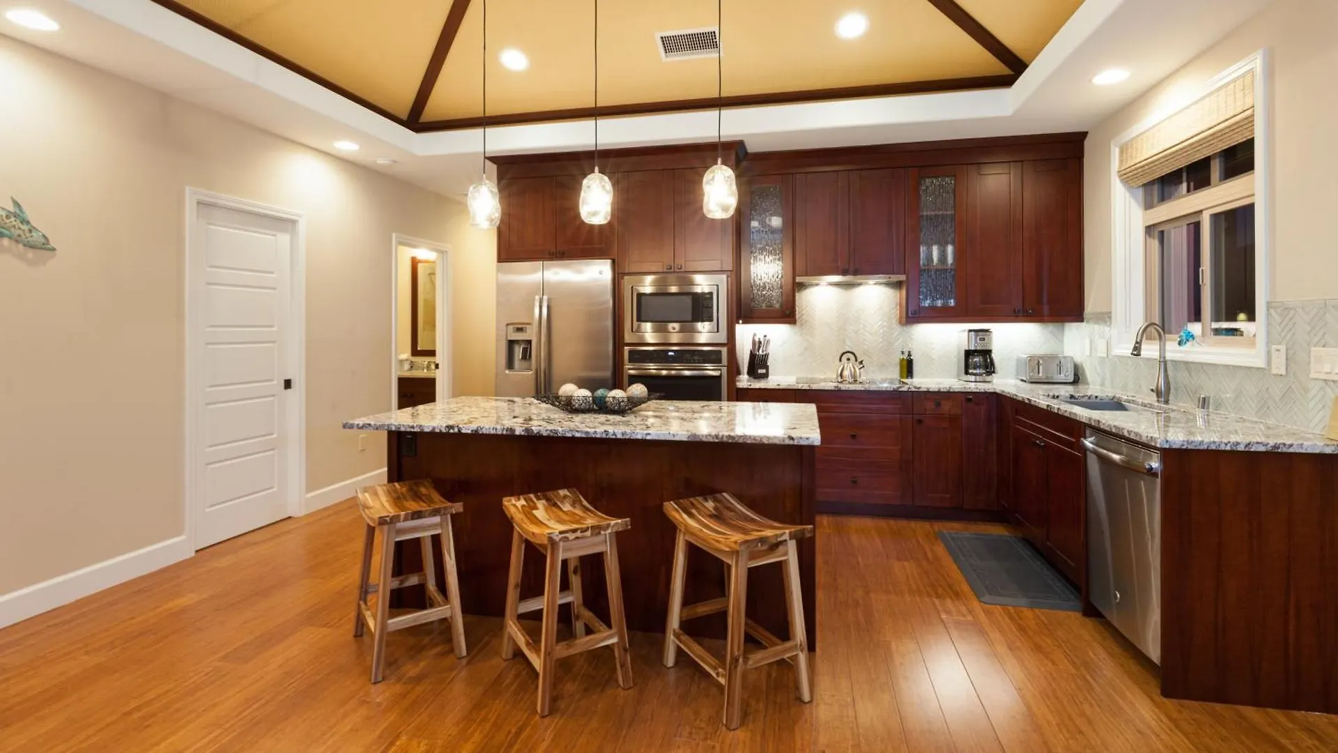 Holiday home Dolphin Hale Inviting Kamilo 3Br Home With Private Beach Club Waikoloa